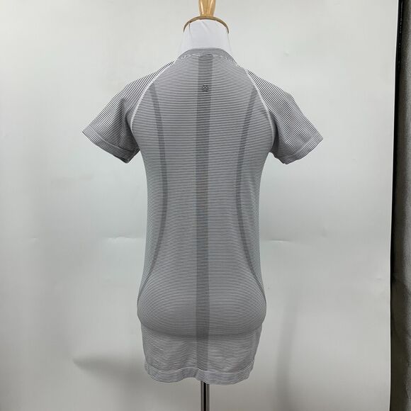 Lululemon Swiftly Tech Shirt Womens 6 White Black Striped Short Sleeve *READ - Picture 5 of 12